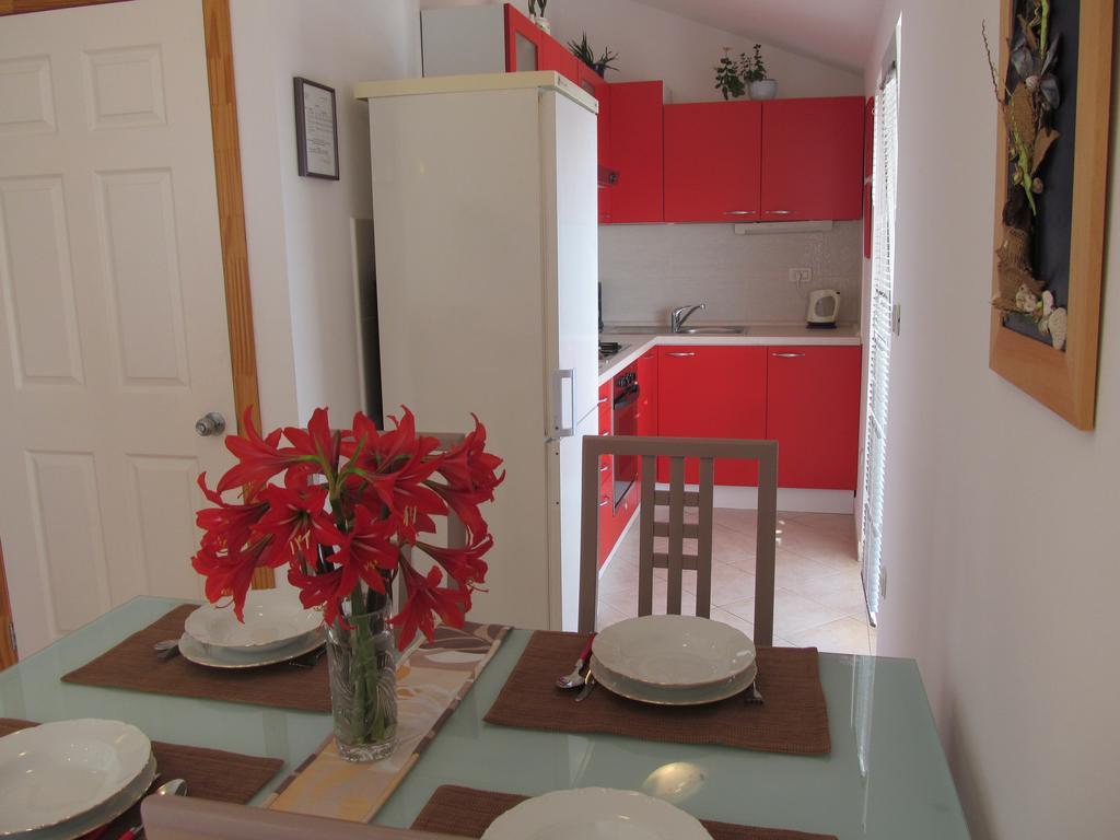Apartment Danese Promajna Chambre photo