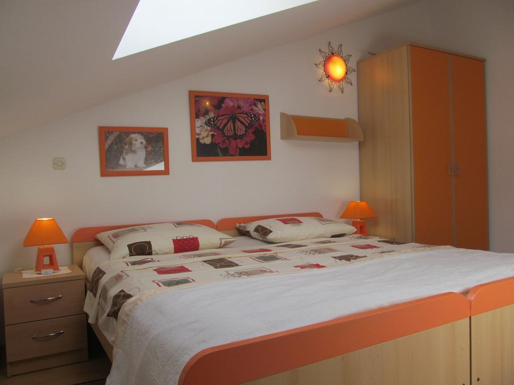 Apartment Danese Promajna Chambre photo